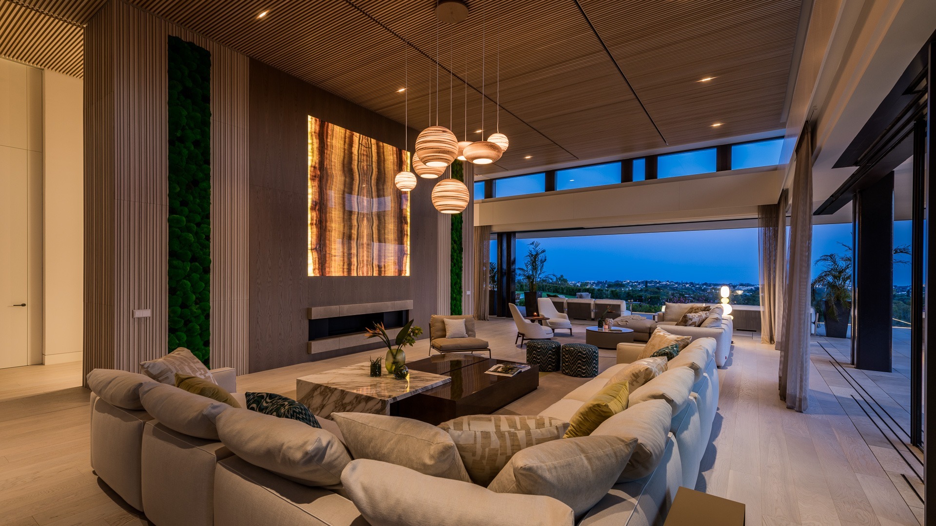 Exclusive top villa living room - El Herrojo - Benahavis