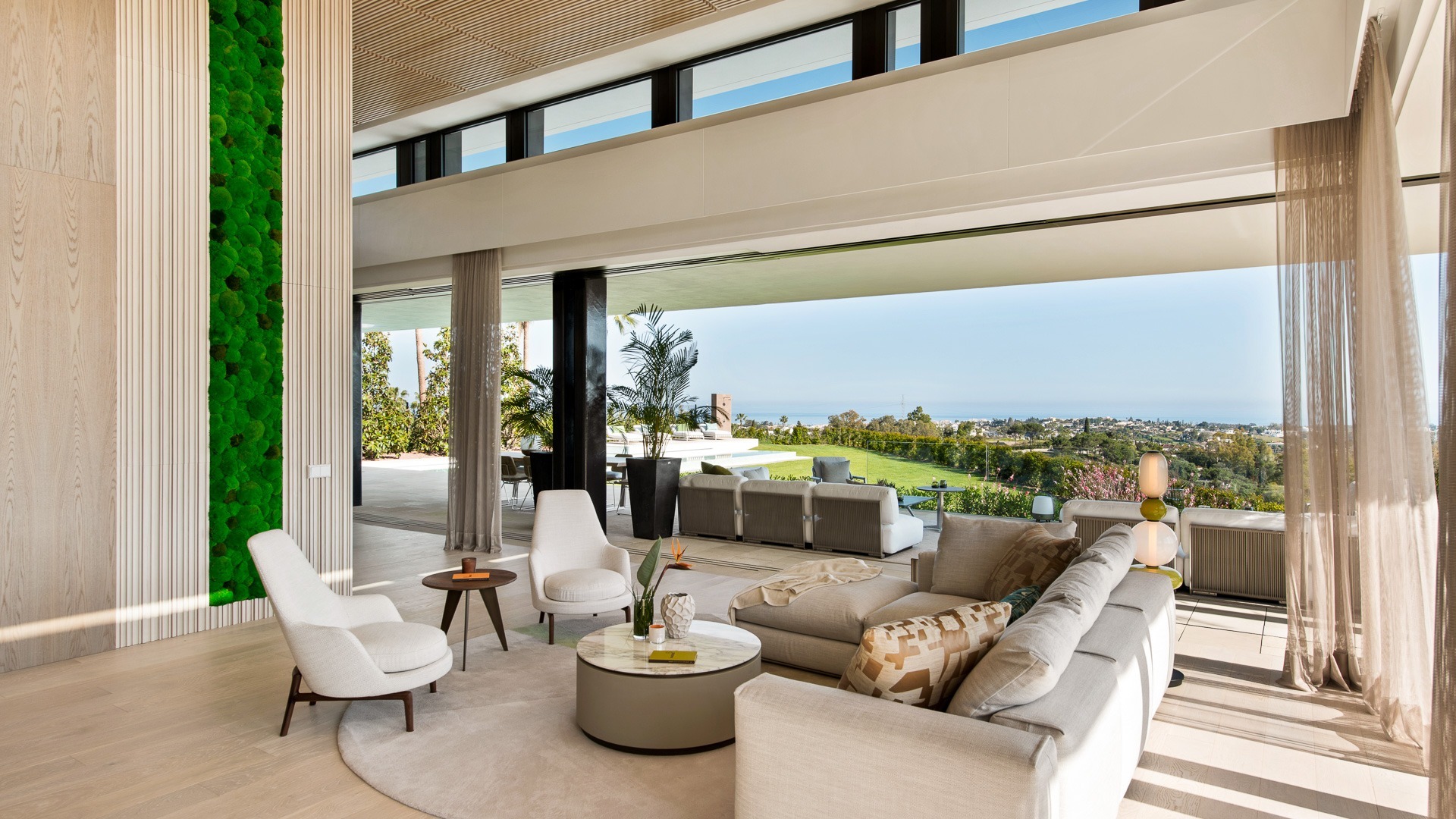 Exclusive top villa sitting room - El Herrojo - Benahavis