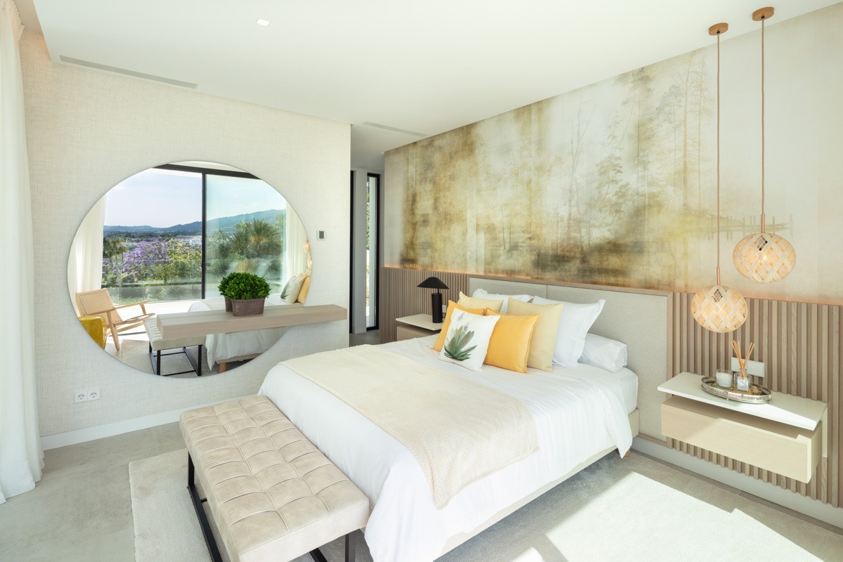 Luxurious L.A.-style villa bedroom- Nueva Andalucia - Marbella