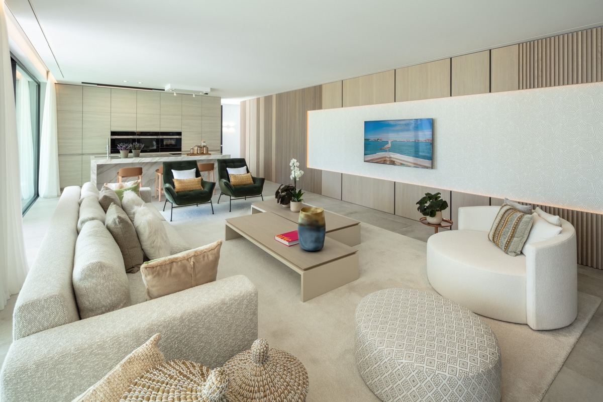 Luxurious L.A.-style villa sitting room - Nueva Andalucia - Marbella
