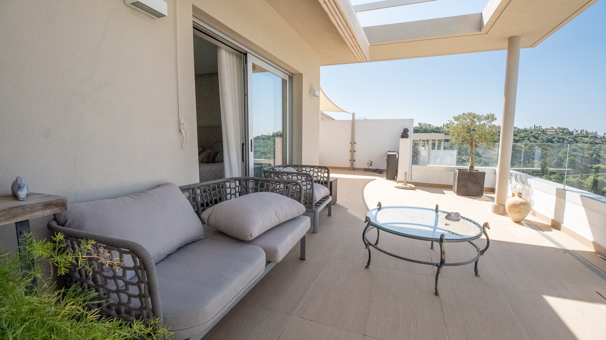 Penthouse in Benahavis real state