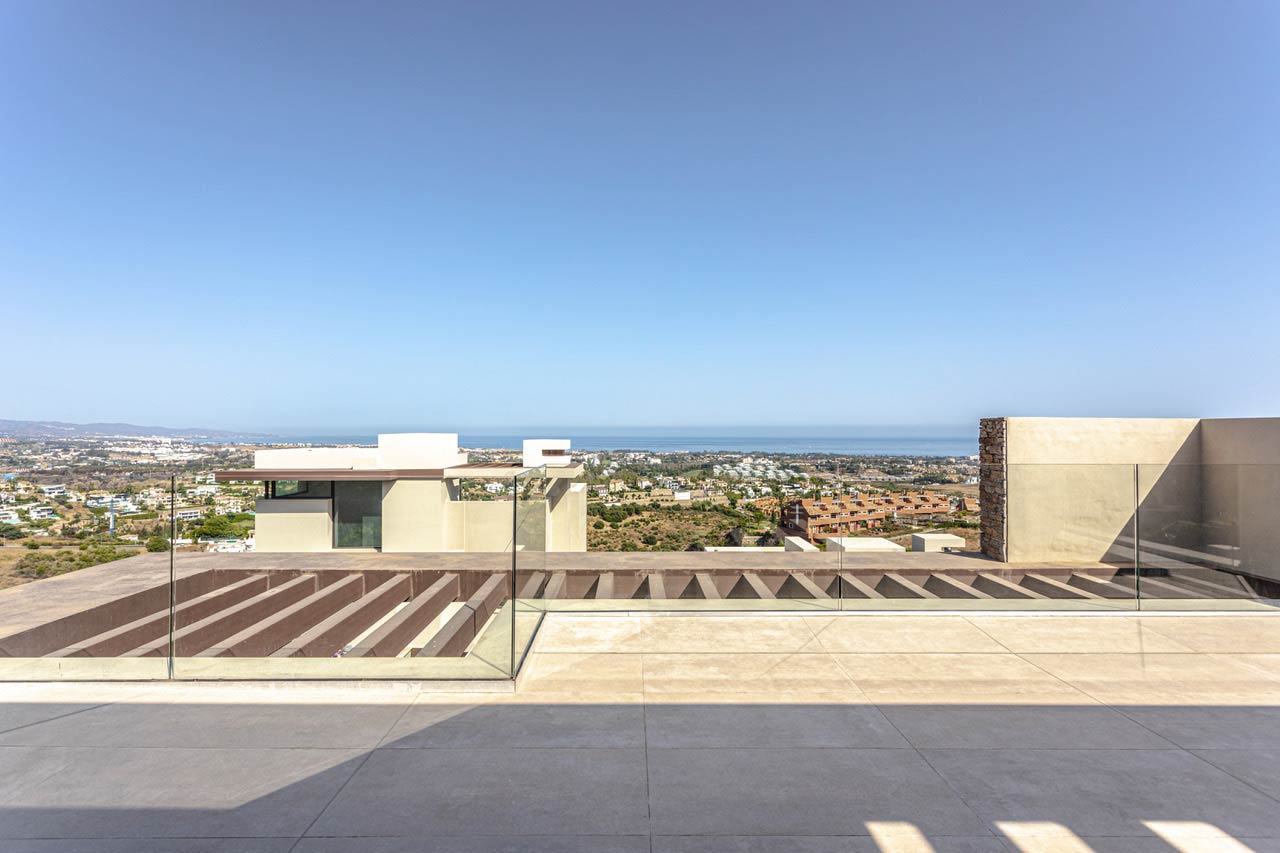 Exclusive and Luxurious Villa in Benahavis- Real Estate Marbella